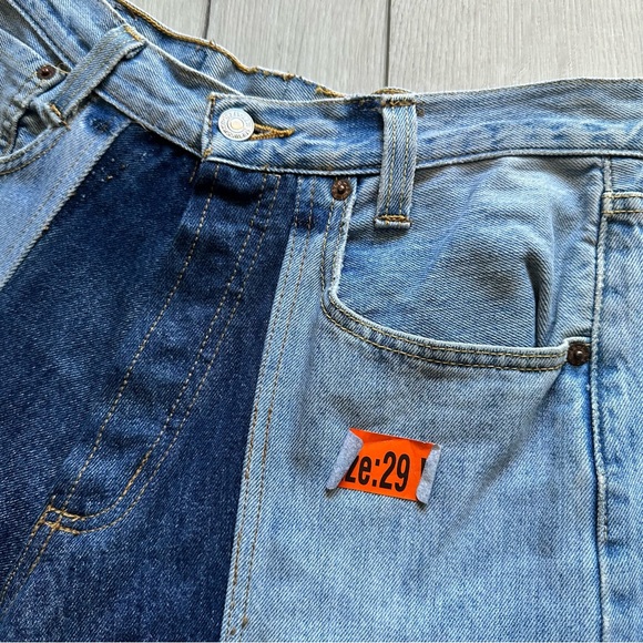 Vintage Reconstructed Levi’s Two-Tone Denim Jeans – Wide Leg Streetwear Size 29 - Picture 4 of 11